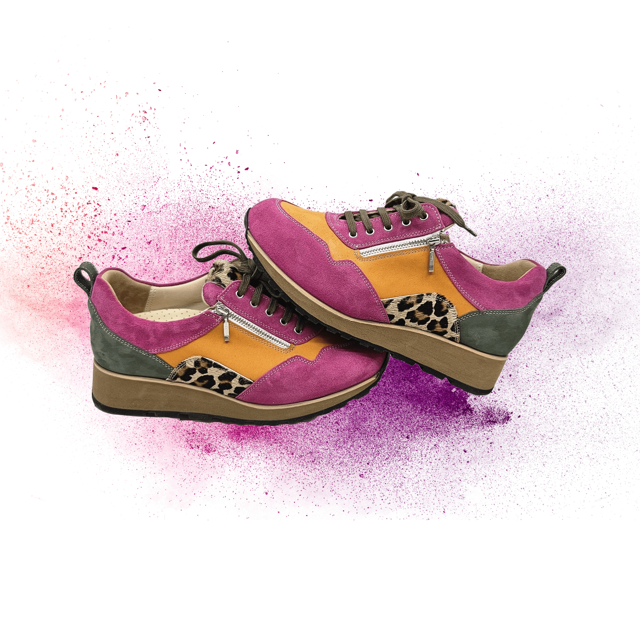 Chaussures Orthopédiques Fille à Paillettes Paire de baskets orthopédiques colorées et tendances pour enfants avec finitions pailletées roses.